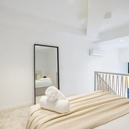 Florit Flats - The Malilla Apartment