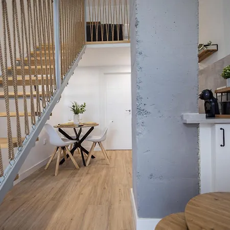 Florit Flats - The Malilla Apartment