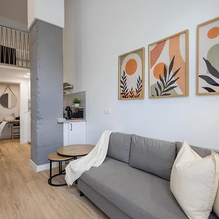 Florit Flats - The Malilla Apartment