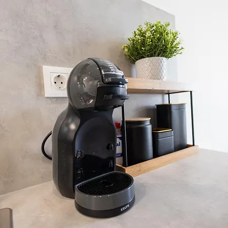 Florit Flats - The Boulevard Sur *